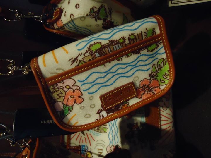 NEW Aulani Resort Disney Dooney Bags in Hawaii ZANNALAND