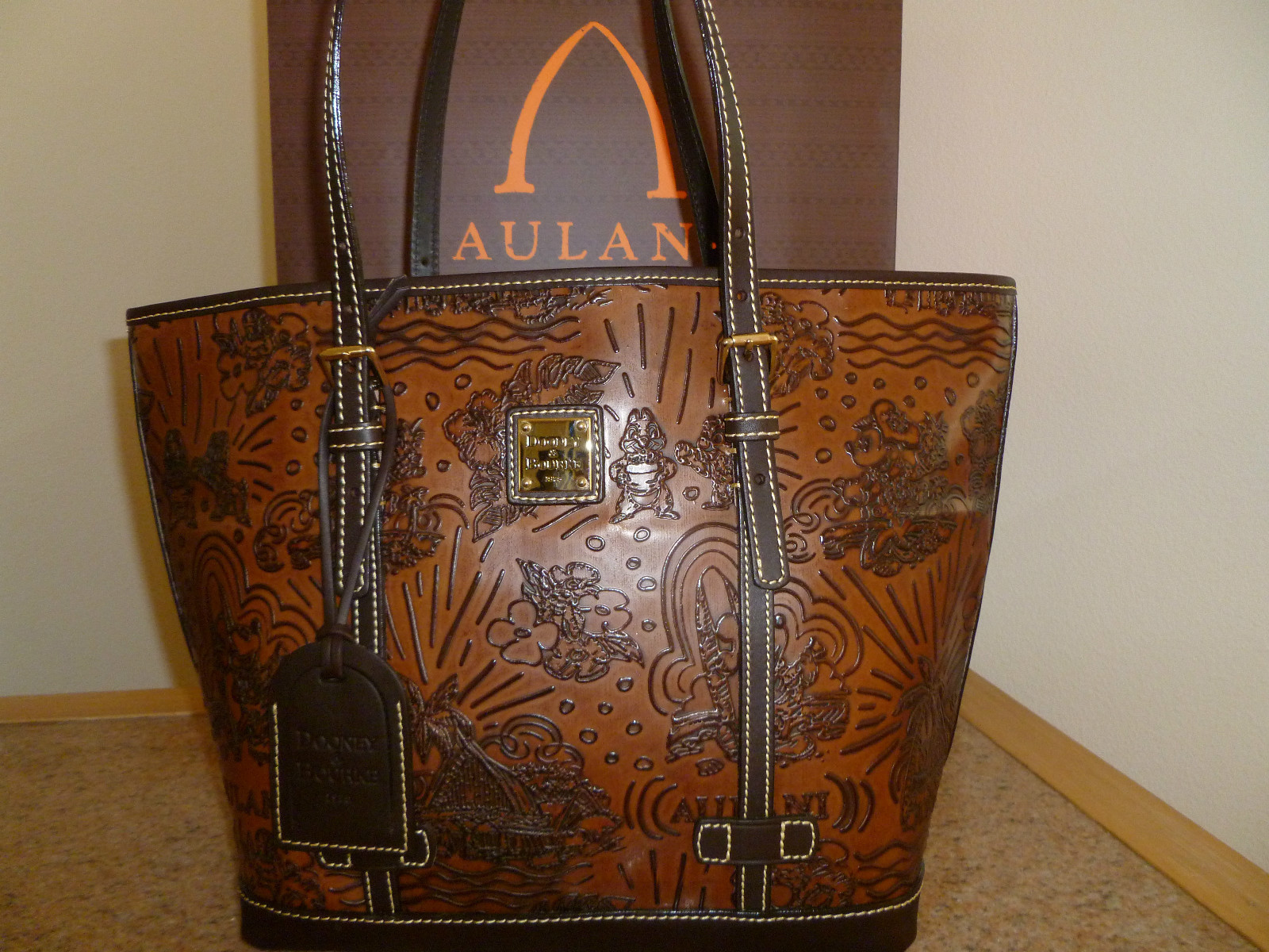 Aulani dooney and online bourke 2019