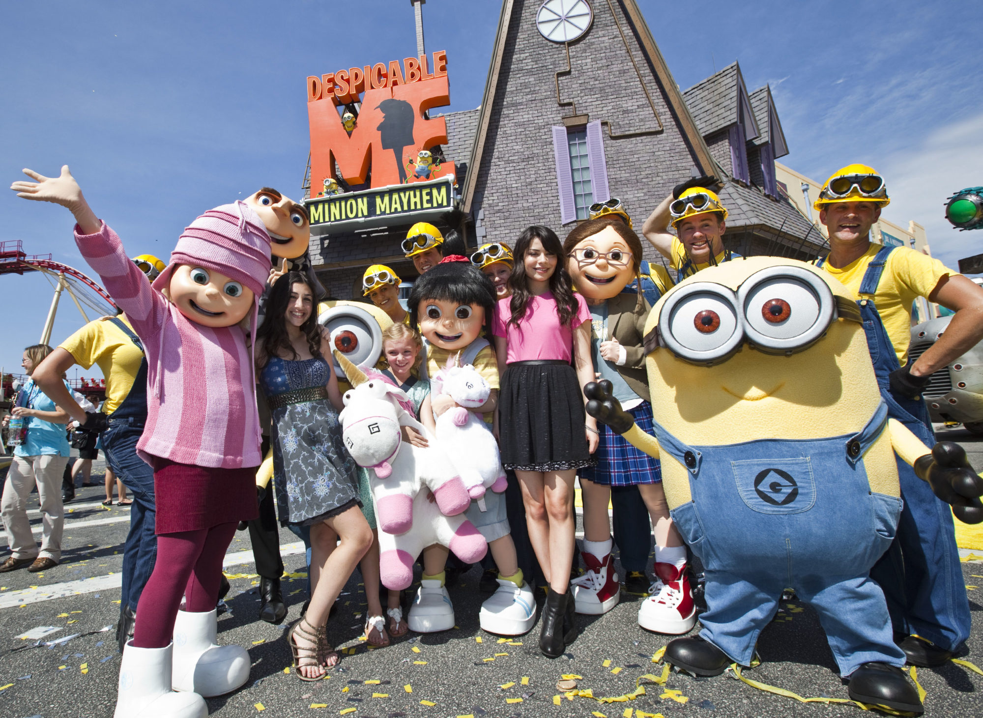 Miranda Cosgrove Celebrates Despicable Me Minion Mayhem At Universal