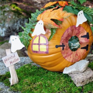 haunted-pumpkin-cottage-halloween-craft