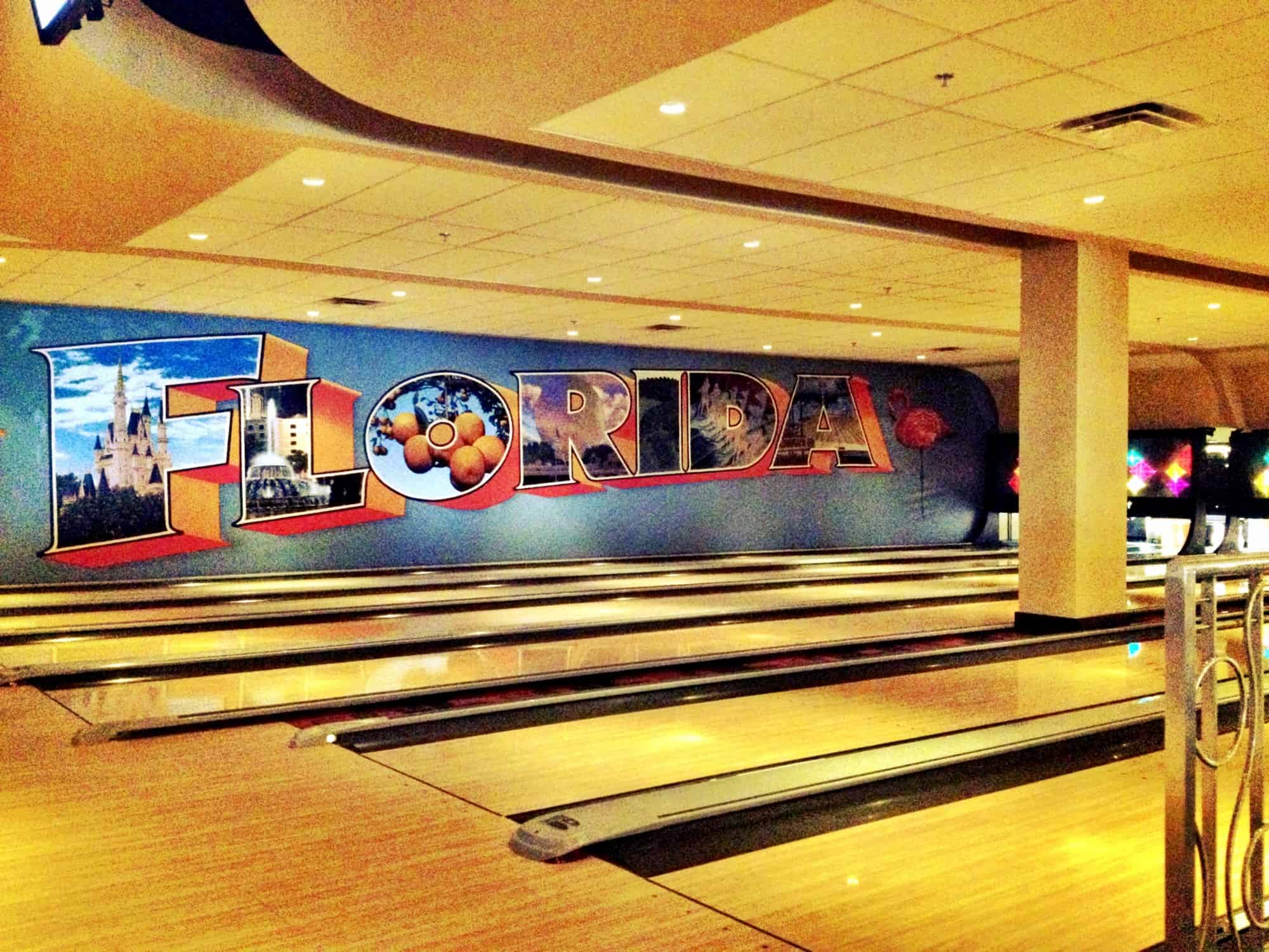 Splitsville Disney Springs: Epic Bowling, Food & Family Fun (Review)