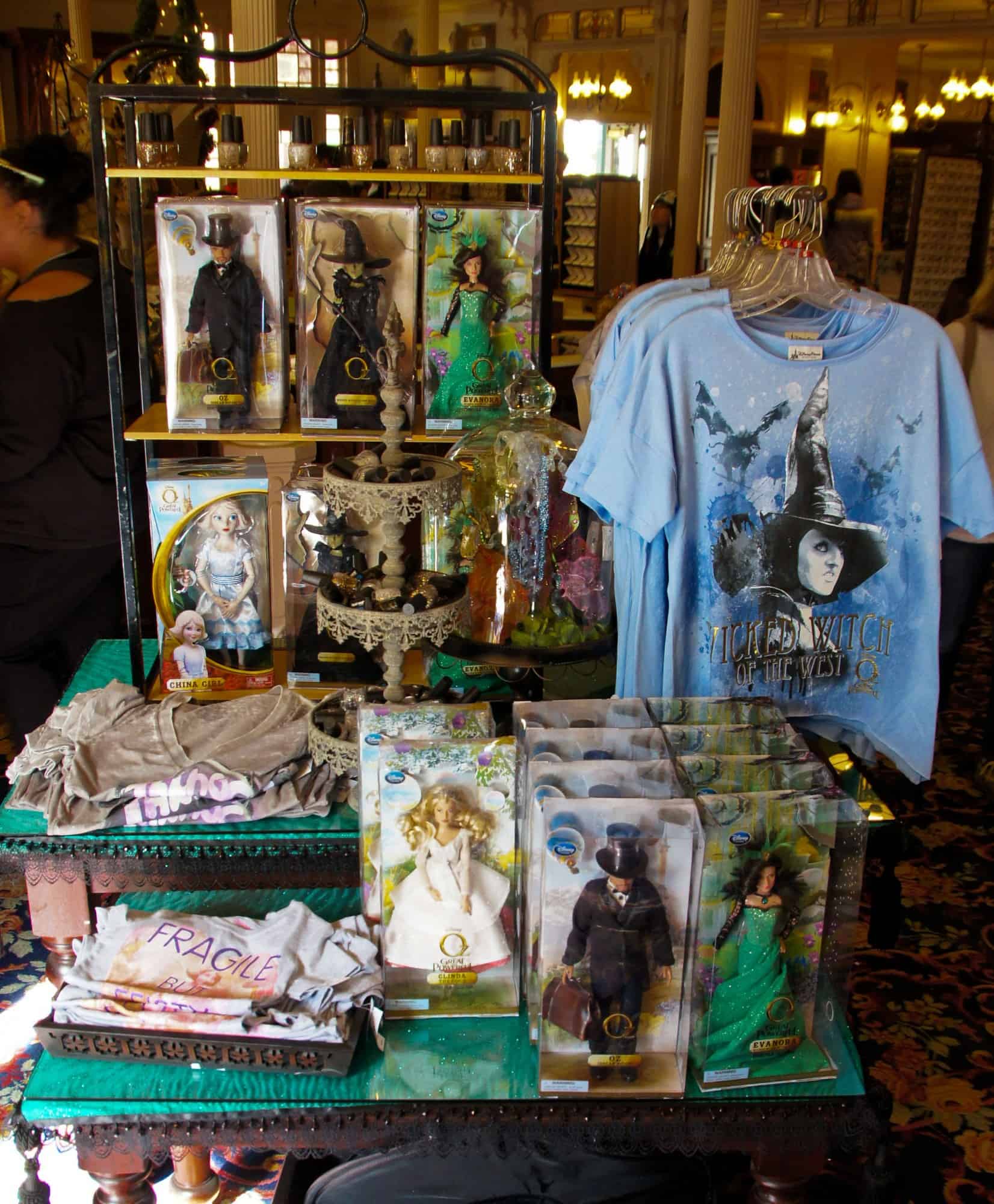Disney Oz The great and powerful merchandise 