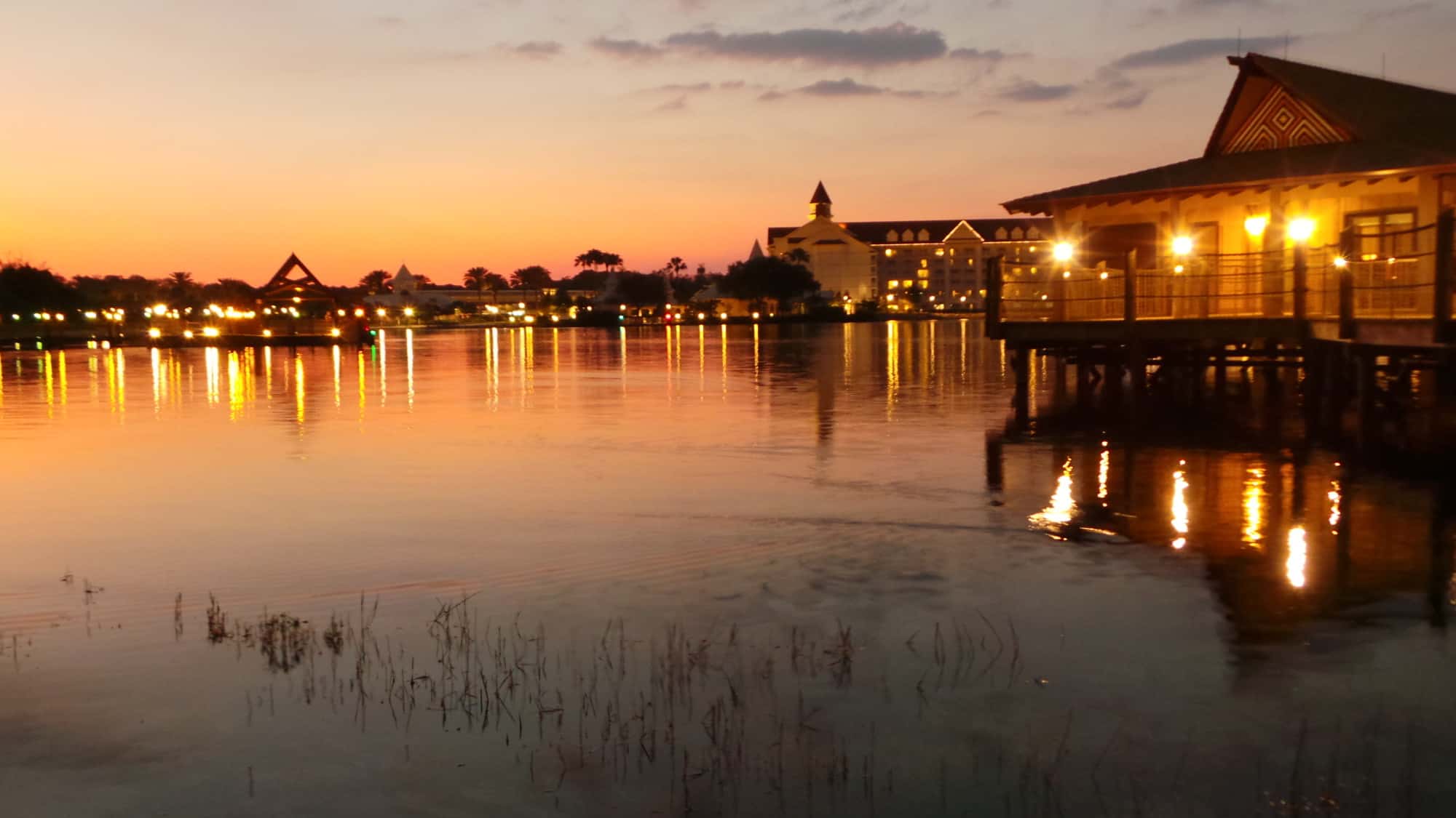 Disney's Polynesian Village Resort beach