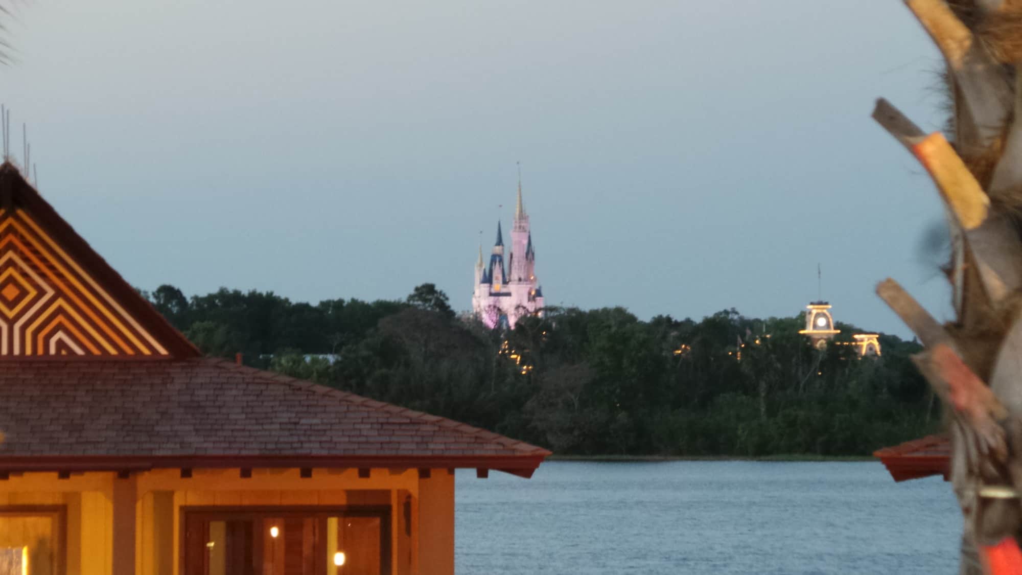 Bora Bora Bungalow with Castle view