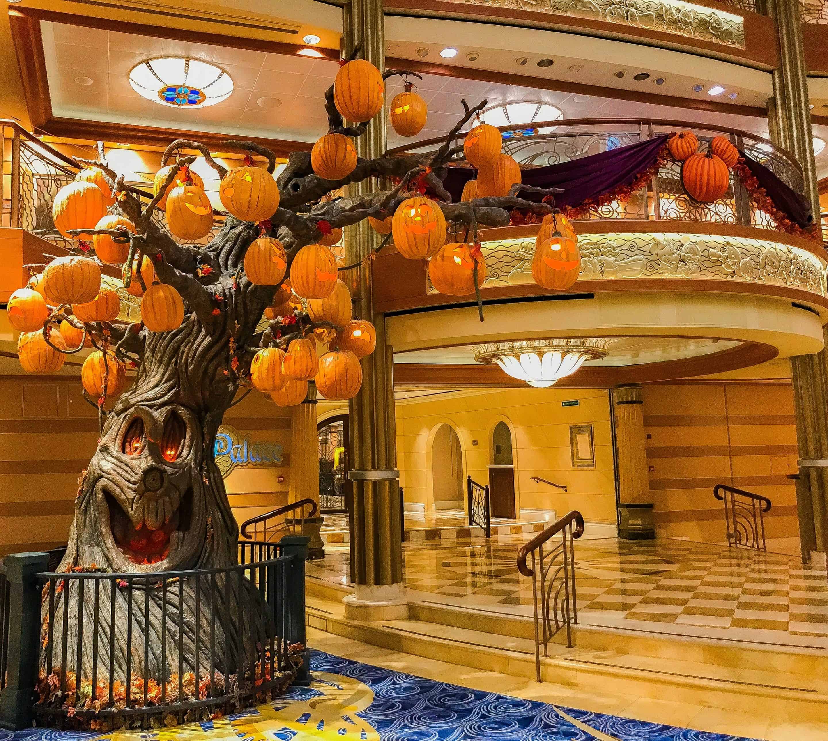 What to Wear on Your Disney Cruise Part 2 - Halloween On The High