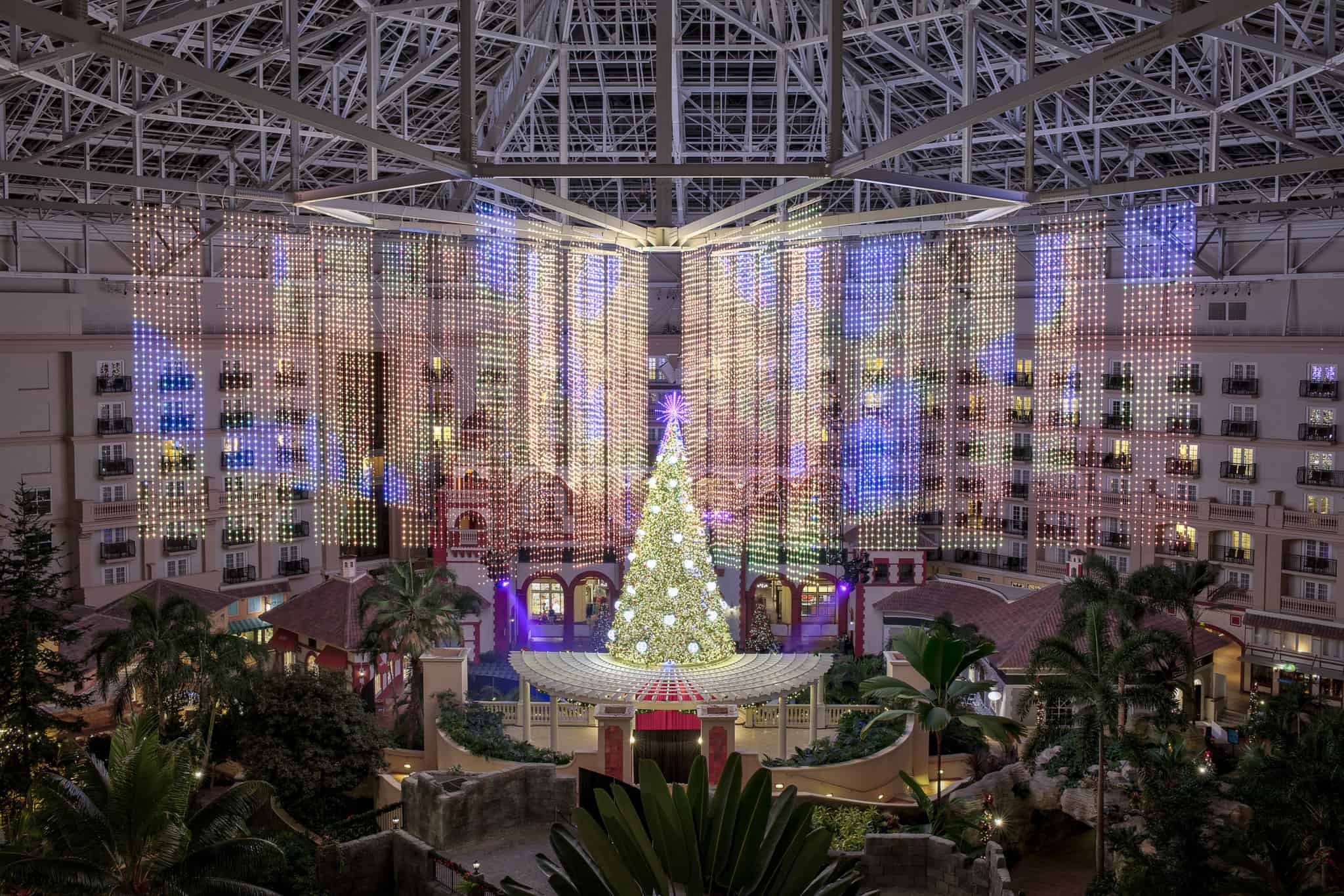 I Love Christmas Movies! Pop Up Experience at Gaylord Palms ZANNALAND!