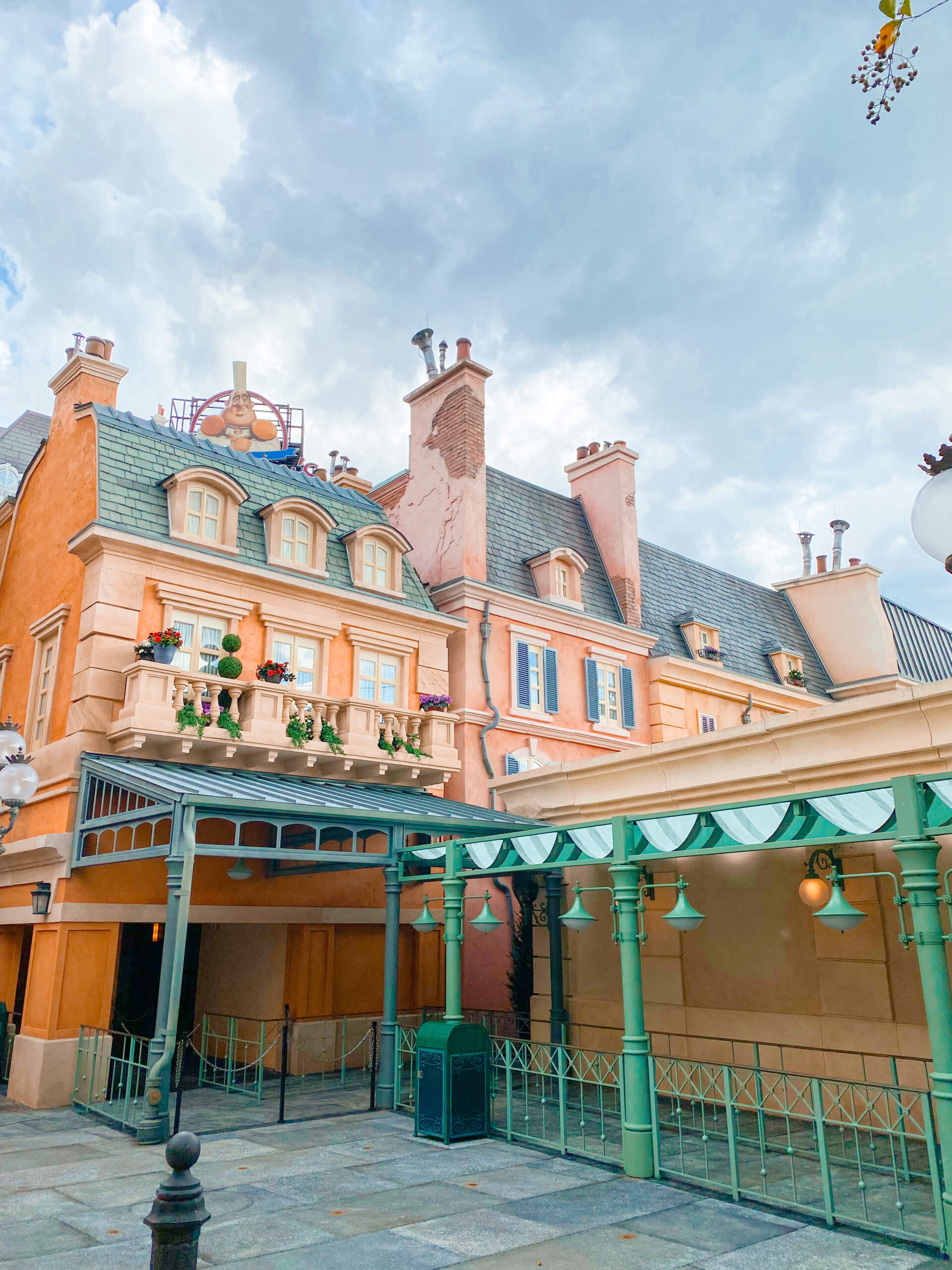 Remy's Ratatouille Adventure fountain